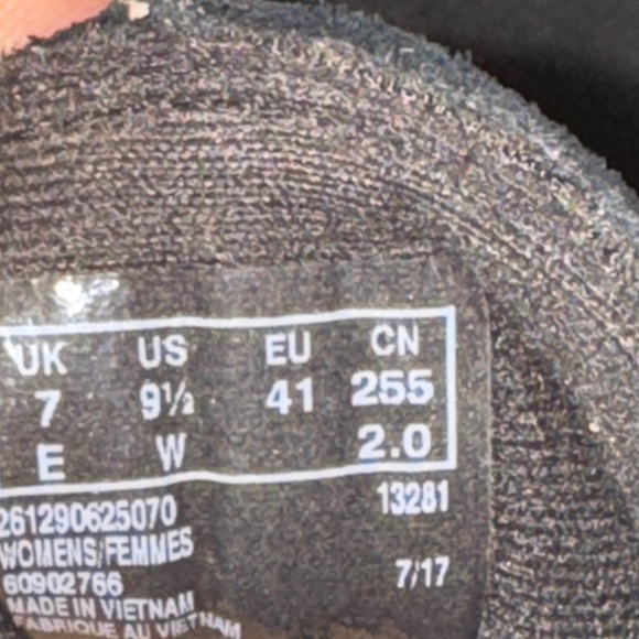 Clarks Men's Dark Blue Lace-Up Boots - Picture 3 of 9